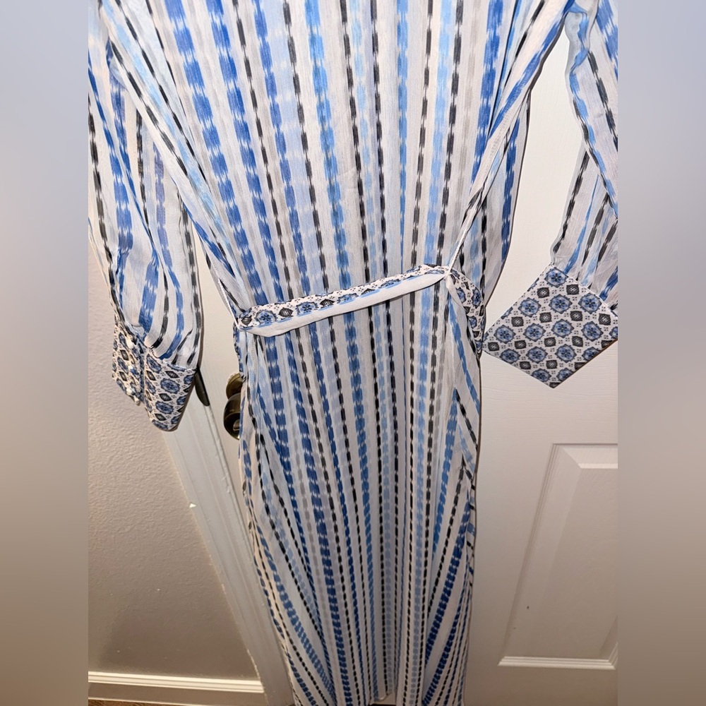 115. Misa Kirat Dress - Picture 13 of 16